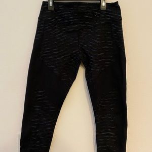 Zella black/blue crop leggings
